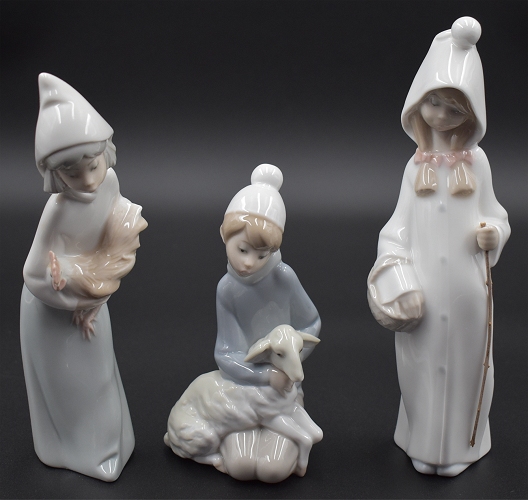 Lladro Nativity - Children